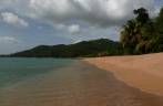 Praia de Grande Anse, em Basse Terre, em Guadalupe, no Caribe. Uma mistura de Bahia com litoral norte de São Paulo. Uma beleza! Praia de Grande Anse, em Basse Terre, em Guadalupe, no Caribe. Uma mistura de Bahia com litoral norte de São Paulo. Uma beleza!