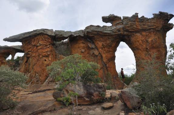 A Pedra Furada no P.N da Serra do Catimbau, próximo à Buique - PE A Pedra Furada no P.N da Serra do Catimbau, próximo à Buique - PE