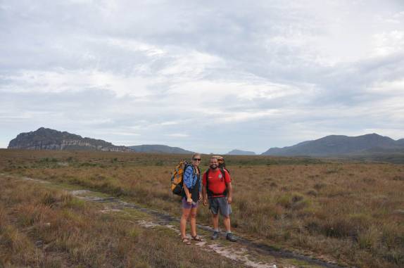 Atravessando os Gerias do Rio Preto a caminho do Vale do Pati, na Chapada Diamantina - BA Atravessando os Gerias do Rio Preto a caminho do Vale do Pati, na Chapada Diamantina - BA