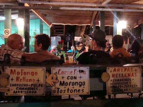 Boteco com música ao vivo em Fajardo - Porto Rico Boteco com música ao vivo em Fajardo - Porto Rico