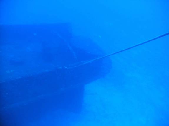 Cabo amarrado na Corveta em Fernando de Noronha - PE Cabo amarrado na Corveta em Fernando de Noronha - PE