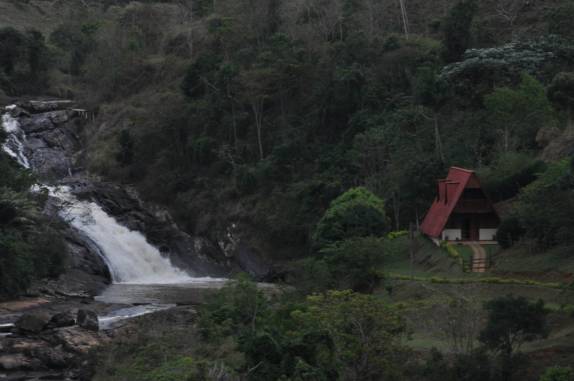 Chalé ao lado da Cachoeira do Firmino, em Ibitirama - ES Chalé ao lado da Cachoeira do Firmino, em Ibitirama - ES