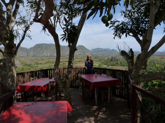 Chegando à região de Viñales, no oeste de Cuba Chegando à região de Viñales, no oeste de Cuba