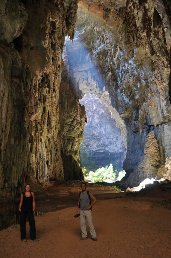 Interior da Caverna Janelão, no Parque Nacional Cavernas do Peruaçu, próximo à Januária - MG Interior da Caverna Janelão, no Parque Nacional Cavernas do Peruaçu, próximo à Januária - MG