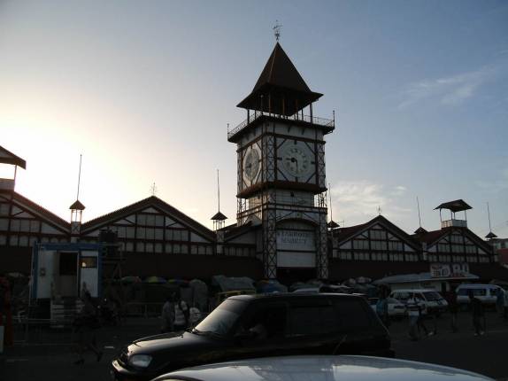 Mercado Central, fim de tarde em Georgetown - Guiana Mercado Central, fim de tarde em Georgetown - Guiana