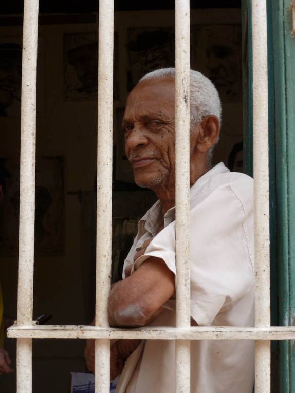 Morador de Trinidad, em Cuba Morador de Trinidad, em Cuba