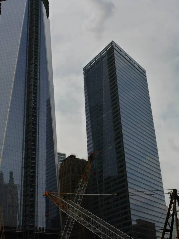 Muitas obras no Ground Zero, em Nova Iorque, nos Estados Unidos Muitas obras no Ground Zero, em Nova Iorque, nos Estados Unidos