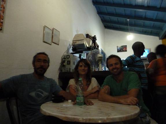 Noite de música na Casa de La Trova em Trinidad - Cuba Noite de música na Casa de La Trova em Trinidad - Cuba