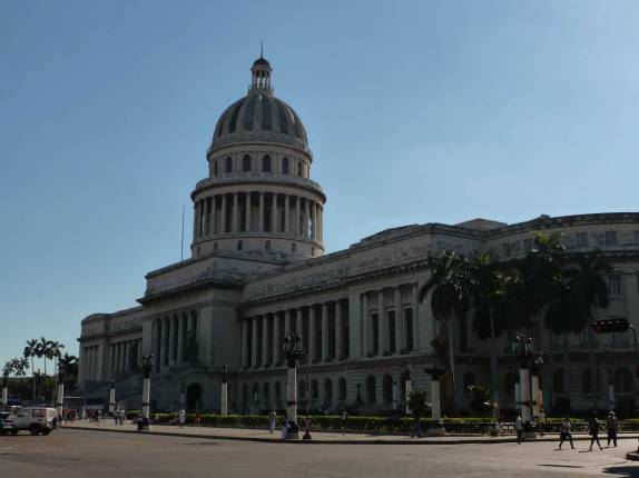 O imponente Capitólio, em Havana - Cuba O imponente Capitólio, em Havana - Cuba