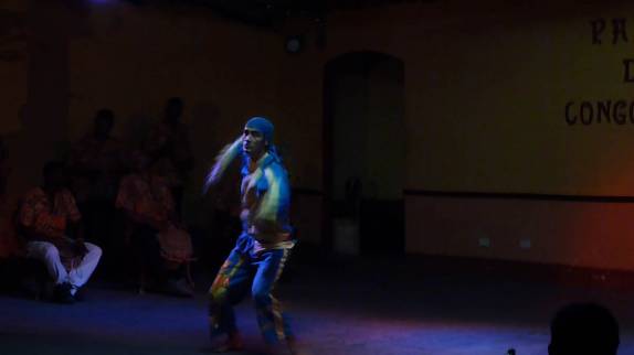 Parece a Bahia, mas é uma apresentação de Congo em Trinidad - Cuba Parece a Bahia, mas é uma apresentação de Congo em Trinidad - Cuba