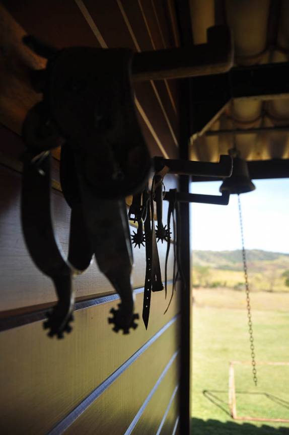 Parte da 'tralha', equipamento para 'vestir' as mulas Parte da 'tralha', equipamento para 'vestir' as mulas