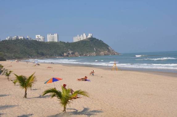 Praia do Tombo, no Guarujá - SP Praia do Tombo, no Guarujá - SP
