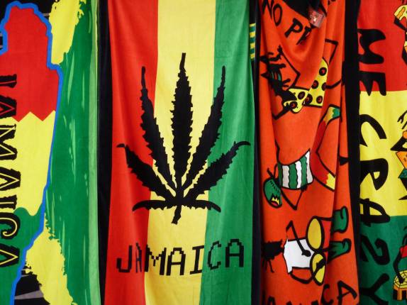 Toalhas à venda em Negril, na Jamaica Toalhas à venda em Negril, na Jamaica