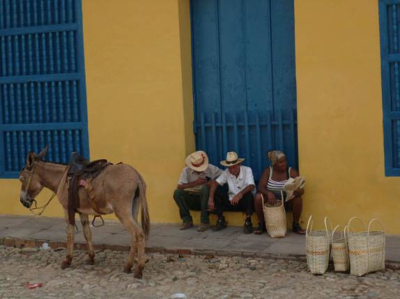 Vida tranquila na cidade histórica de Trinidad, em Cuba Vida tranquila na cidade histórica de Trinidad, em Cuba