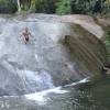 Escorregando pela Cachoeira do Escorrega, em Parati - RJ