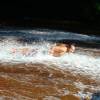Se refrescando na cachoeira da Laje na volta do Bonete em Ilha Bela - SP