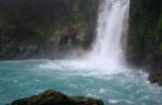 A famosa Cascata do Rio Celeste, no Parque Nacional Tenorio, no norte da Costa Rica A famosa Cascata do Rio Celeste, no Parque Nacional Tenorio, no norte da Costa Rica
