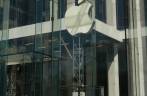 A famosa loja da Apple na 5a Avenida, esquina do Central Park, em Nova Iorque, nos Estados Unidos A famosa loja da Apple na 5a Avenida, esquina do Central Park, em Nova Iorque, nos Estados Unidos