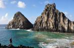 Admirando os Dois Irmãos em Fernando de Noronha - PE Admirando os Dois Irmãos em Fernando de Noronha - PE