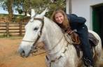 Ana treinando sua montaria na fazenda Serra das Bicas em Carrancas - MG