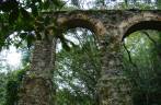 As magníficas ruínas do Aqueduto da Ilha Grande - RJ