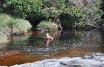 Banho no Rio Preto a caminho do Vale do Pati, na Chapada Diamantina - BA