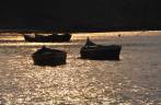 Barcos de pesca no fim de tarde na praia da Tartaruga, em Búzios - RJ Barcos de pesca no fim de tarde na praia da Tartaruga, em Búzios - RJ