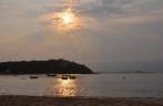 Barcos de pesca no fim de tarde na praia da Tartaruga, em Búzios - RJ Barcos de pesca no fim de tarde na praia da Tartaruga, em Búzios - RJ