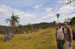 Caminhando com o Tinho, nosso guia no Parque Nacional das Sempre-Vivas, em MG