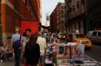 Caminhando pelo Soho, no sul de Manhattan, em Nova Iorque, nos Estados Unidos Caminhando pelo Soho, no sul de Manhattan, em Nova Iorque, nos Estados Unidos