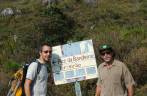 Chegando ao Terreirão onde o Ricardo nos aguardava, na trilha mineira de acesso ao Pico da Bandeira, no PN do Caparaó - MG/ES