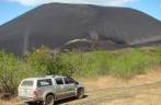 Chegando ao vulcão Cerro Negro próximo à León, na Nicarágua. Chegando ao vulcão Cerro Negro próximo à León, na Nicarágua.