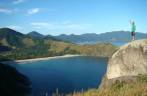 Chegando na Praia do Bonete após 12 km de trilha em Ilha Bela - SP