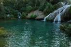 Delicioso banho num dos poços da Cascata del Nicho, próxima à Cienfuegos, em Cuba Delicioso banho num dos poços da Cascata del Nicho, próxima à Cienfuegos, em Cuba