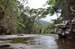 Descendo o rio Pati, no Vale do Pati, na Chapada Diamantina - BA