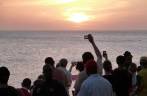 Fim de tarde disputado e fotografado no Rick's Cafe, em West End, em Negril, na Jamaica Fim de tarde disputado e fotografado no Rick's Cafe, em West End, em Negril, na Jamaica