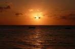 Fim de tarde na praia de Long Bay, em Negril, na Jamaica Fim de tarde na praia de Long Bay, em Negril, na Jamaica