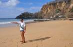 Haroldo admirado com a praia do Sancho, em Fernando de Noronha - PE Haroldo admirado com a praia do Sancho, em Fernando de Noronha - PE