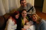Luiza com papai, mamãe e titias, em Curitiba - PR Luiza com papai, mamãe e titias, em Curitiba - PR