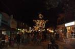 Movimento noturno na Broadway, em Canoa Quebrada - CE Movimento noturno na Broadway, em Canoa Quebrada - CE