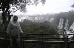 Muita chuva enquanto fazíamos a trilha superior das cataratas, no Parque Nacional iguazu. em Puerto Iguazu - Argentina