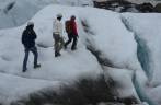 Muitas horas de caminhada na monumental geleira Vatnajokull, no parque de Skaftafell, no sul da Islândia