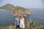 Na Ponta do Atalaia, em Arraial do Cabo - RJ. Ilha de Cabo Frio ao fundo