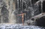 Nadando na Cachoeira do Encontro, no rio da Cachoeira da Fumacinha, região de Ibicoara, na Chapada Diamantina - BA