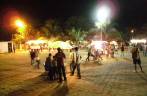 Noite movimentada na praça central de Alto Parnaíba - MA