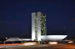 O Congresso no início da noite, em Brasília - DF O Congresso no início da noite, em Brasília - DF