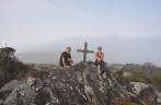 O cruzeiro no alto do Pico do Itambé, na região de Capivari - MG