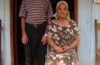 O Demétrio e a Luiza, na sua propriedade, no Salto São Sebastião. em Prudentópolis - PR O Demétrio e a Luiza, na sua propriedade, no Salto São Sebastião. em Prudentópolis - PR