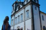 Observando a Igreja do Bonfim, em Salvador - BA