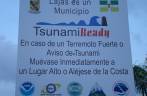 Placa de aviso de Tsunami em La Parguera - Litoral Sudoeste de Porto Rico